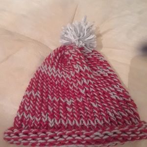 Knit cap handmade red/white